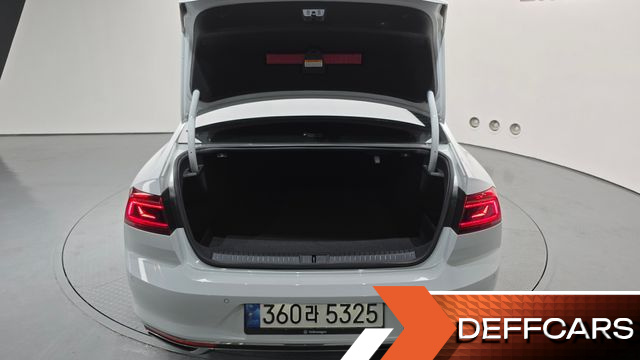 Volkswagen PASSAT 2.0 TDI Prestige купить на сайте DeffCars