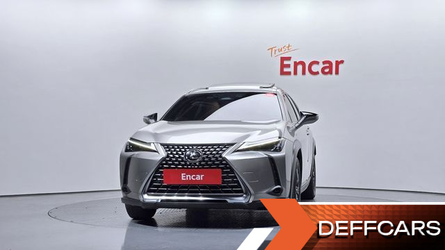 Lexus UX 2.0 2WD купить на сайте DeffCars