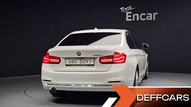 BMW 3-SERIES 320i Luxury купить на сайте DeffCars