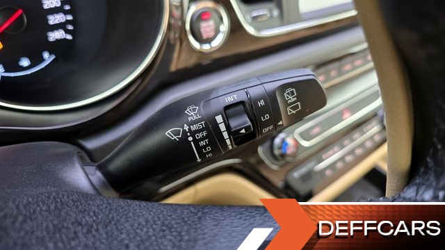 Kia CARNIVAL Gasoline 9-Seater Noblesse Special купить на сайте DeffCars