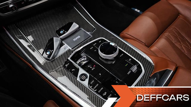 BMW X7 xDrive 40i M Sport 6STR купить на сайте DeffCars