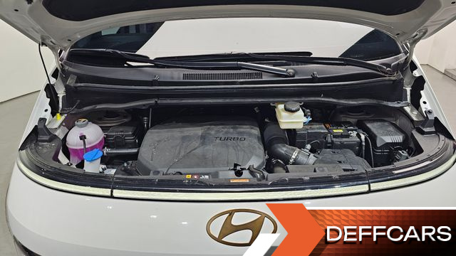 Hyundai STARIA 4WD Lounge 9-Seater Inspiration купить на сайте DeffCars