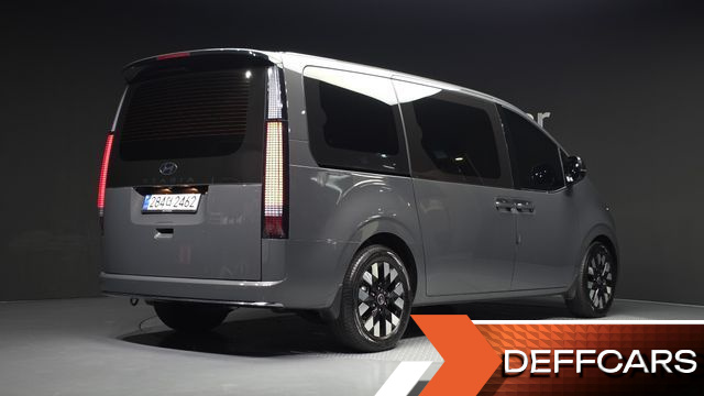 Hyundai STARIA Lounge 9-Seater Prestige купить на сайте DeffCars