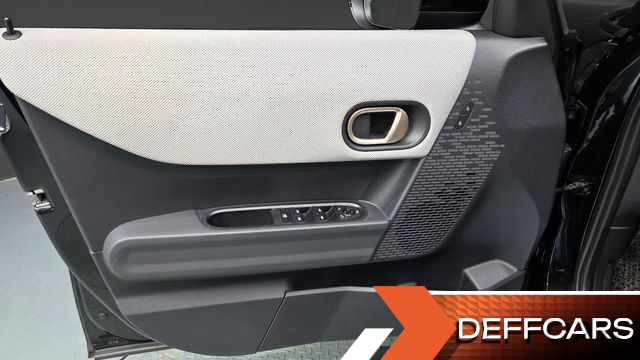 Mini COOPER 5 Door Favoured купить на сайте DeffCars