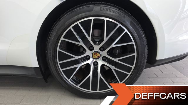 Porsche TAYCAN Base купить на сайте DeffCars