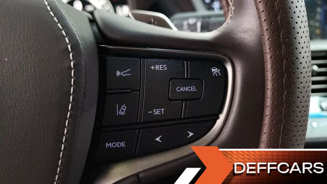 Lexus LS 3.5 Luxury AWD купить на сайте DeffCars