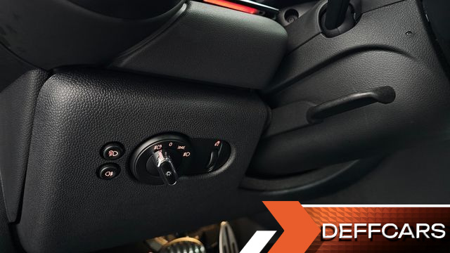 Mini COOPER JCW Pat Moss Edition 3rd купить на сайте DeffCars
