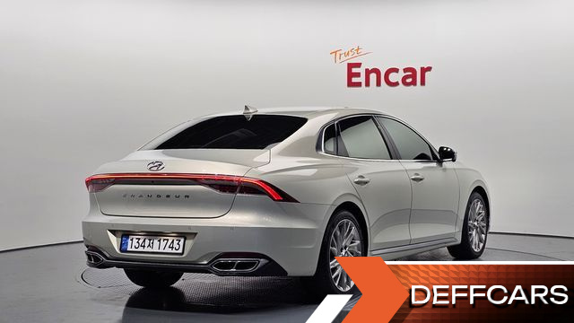 Hyundai GRANDEUR 3.3 Calligraphy купить на сайте DeffCars