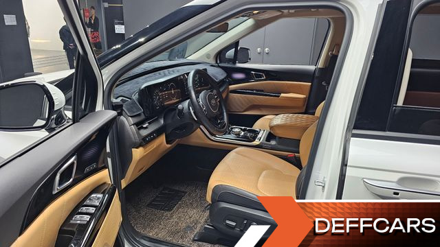 Kia CARNIVAL Gasoline 7-Seater Signature купить на сайте DeffCars