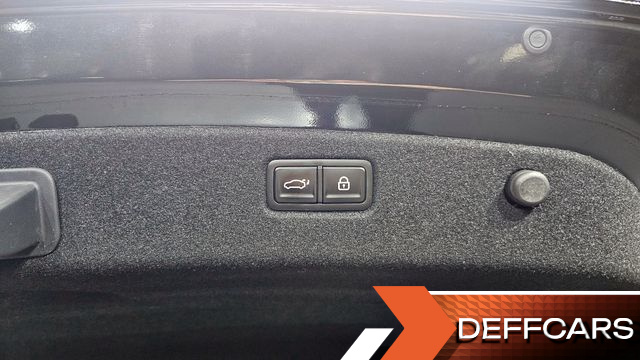 Kia K9 3.8 GDI AWD Platinum купить на сайте DeffCars