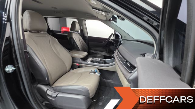 Kia CARNIVAL 9-Seater Prestige купить на сайте DeffCars