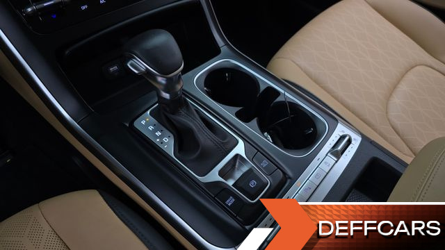 Kia CARNIVAL Diesel 9-Seater Prestige купить на сайте DeffCars