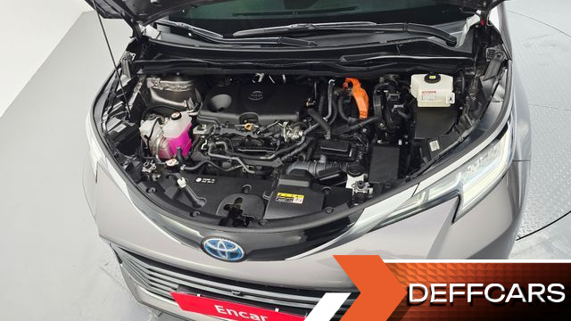 Toyota SIENNA 2.5 Hybrid AWD купить на сайте DeffCars