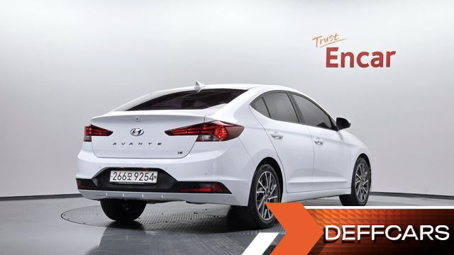 Hyundai AVANTE 1.6 Style купить на сайте DeffCars