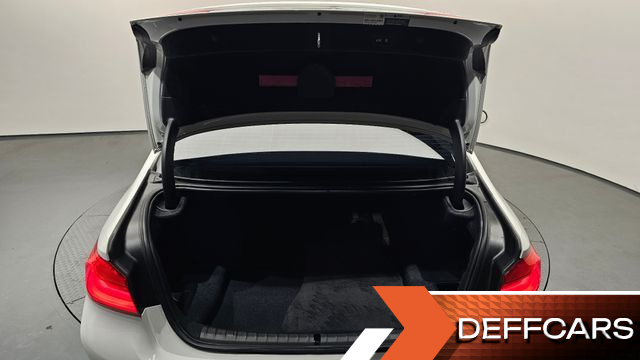 BMW 5-SERIES 520d Luxury Plus купить на сайте DeffCars