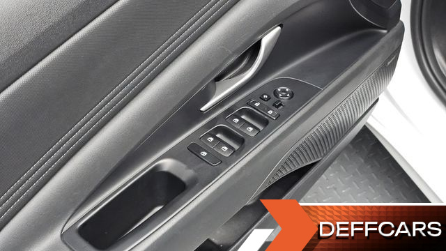 Hyundai AVANTE 1.6 Inspiration купить на сайте DeffCars