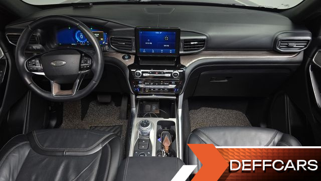 Ford EXPLORER 3.0 Platinum 4WD купить на сайте DeffCars