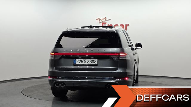 Lincoln AVIATOR 3.0 Black Label AWD купить на сайте DeffCars