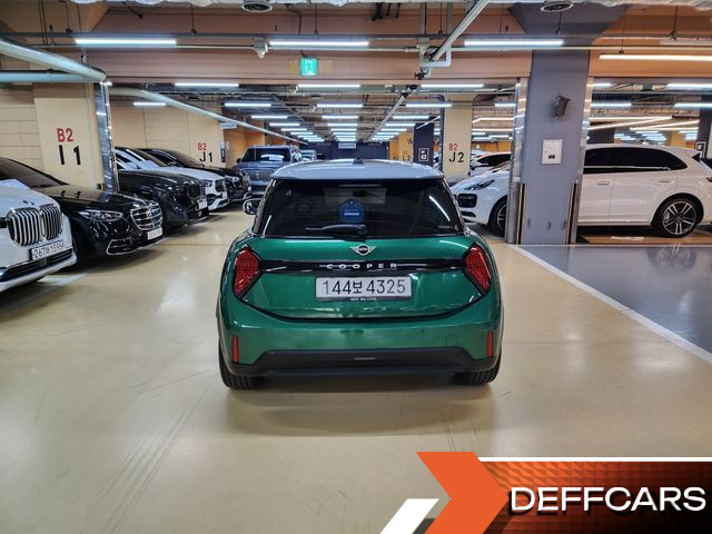 Mini COOPER Classic купить на сайте DeffCars