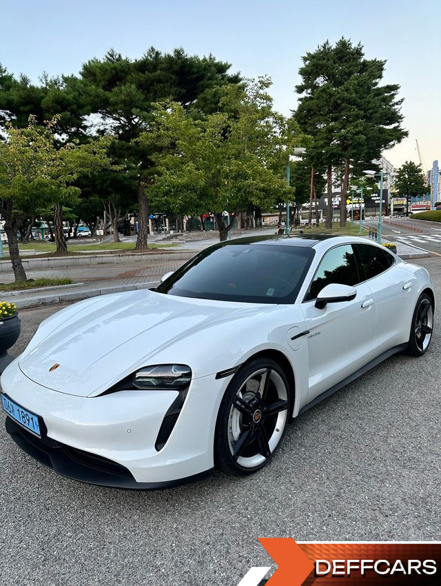 Porsche TAYCAN 4S купить на сайте DeffCars