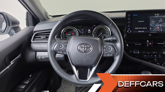 Toyota CAMRY 2.5 XLE Hybrid купить на сайте DeffCars