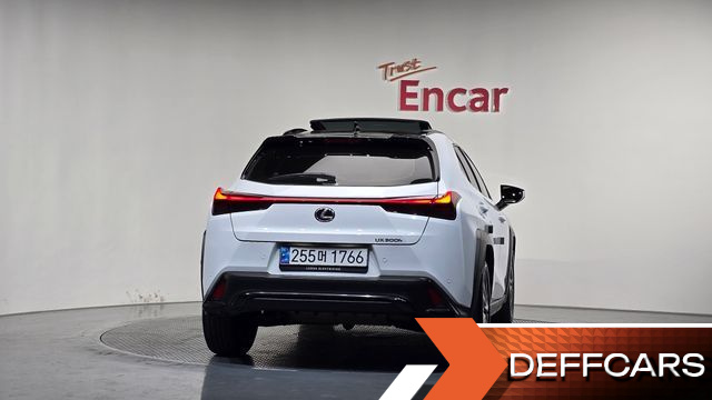 Lexus UX 2.0 F-Sport 2WD купить на сайте DeffCars