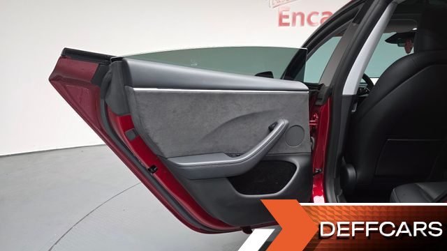 Tesla MODEL 3 Long Range AWD купить на сайте DeffCars