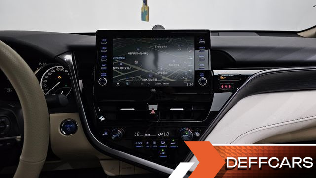 Toyota CAMRY 2.5 XLE Hybrid купить на сайте DeffCars