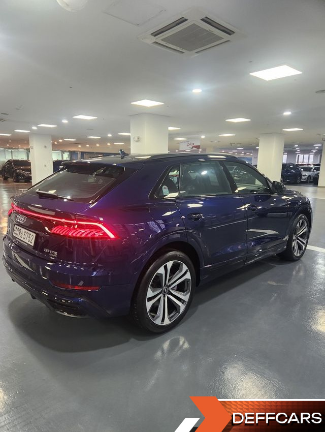 Audi Q8 55 TFSI Quattro Premium купить на сайте DeffCars