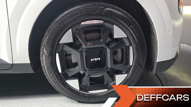 Kia CARNIVAL 9-Seater Noblesse купить на сайте DeffCars