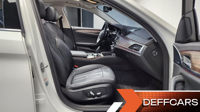 BMW 5-SERIES 530i Luxury Plus купить на сайте DeffCars
