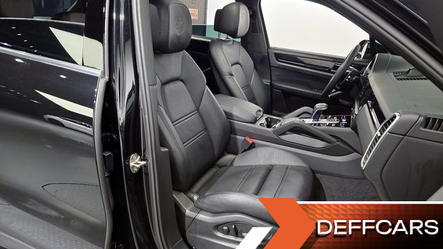 Porsche CAYENNE 3.0 купить на сайте DeffCars