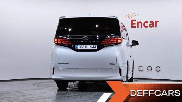 Toyota ALPHARD 2.5 HEV Executive AWD купить на сайте DeffCars