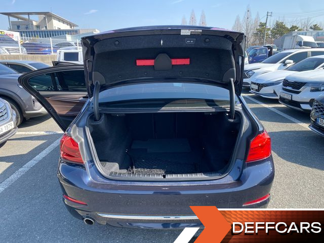 BMW 5-SERIES 520i Luxury купить на сайте DeffCars