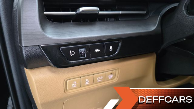 Kia CARNIVAL 9-Seater Noblesse купить на сайте DeffCars