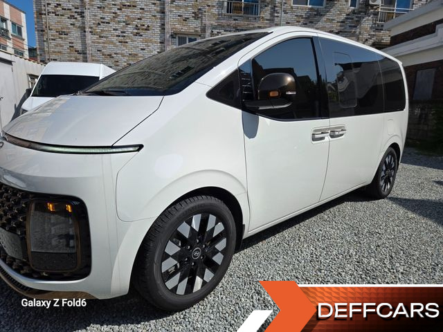 Hyundai STARIA 4WD Lounge 7-Seater Inspiration купить на сайте DeffCars