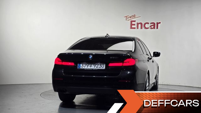 BMW 5-SERIES 520i Luxury купить на сайте DeffCars