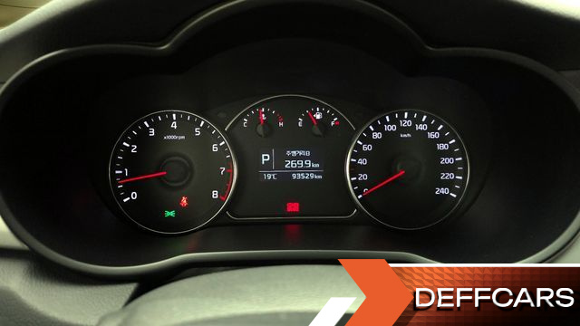 Kia CARENS 2.0 LPI Prestige купить на сайте DeffCars