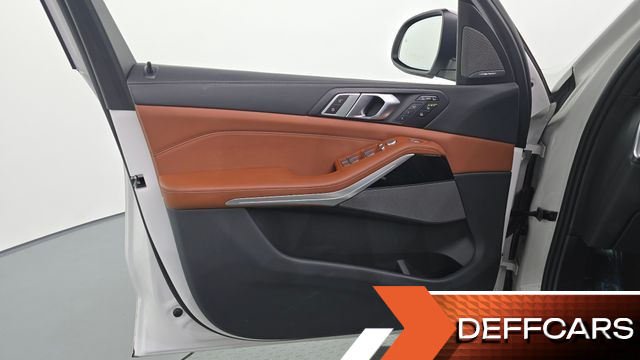 BMW X7 xDrive 40i M Sport 6STR купить на сайте DeffCars