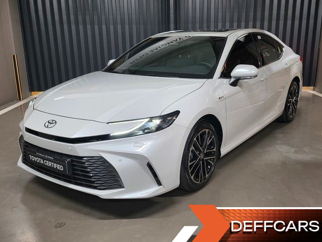 Toyota CAMRY 2.5 XLE Hybrid купить на сайте DeffCars