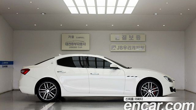 Maserati GHIBLI 3.0 GranLusso 3rd купить на сайте DeffCars