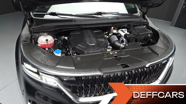 Kia CARNIVAL 9-Seater Signature купить на сайте DeffCars