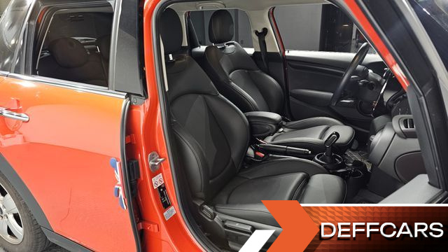 Mini COOPER 5Door Standard 3rd купить на сайте DeffCars