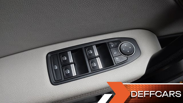 Renault-KoreaSamsung CAPTUR 1.3 TCe Edition Paris купить на сайте DeffCars