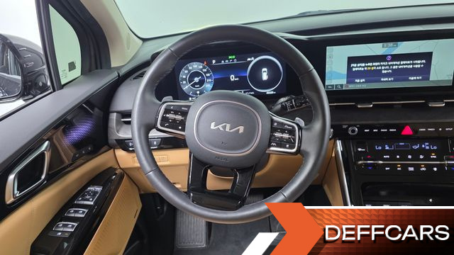 Kia CARNIVAL 9-Seater Signature купить на сайте DeffCars