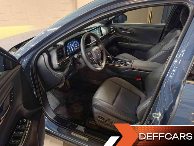 Toyota CROWN 2.4 4WD Dual Boost HYbrid купить на сайте DeffCars