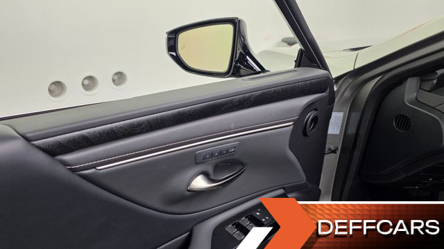 Lexus ES Luxury Plus купить на сайте DeffCars