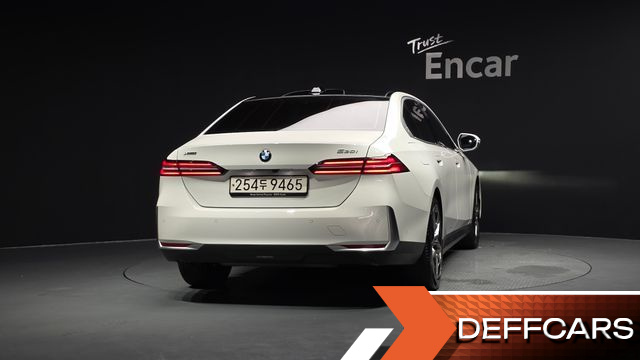 BMW 5-SERIES 530i xDrive купить на сайте DeffCars