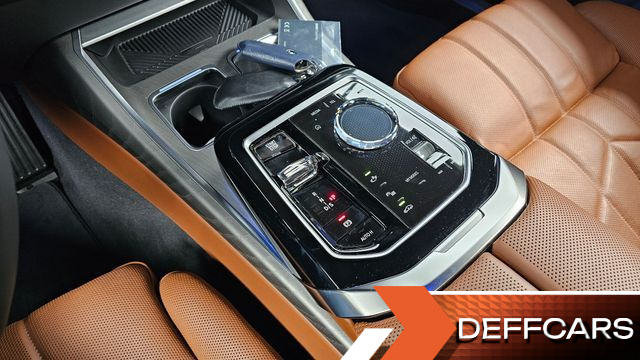 BMW 7-SERIES 740i sDrive Design Pure Excellence купить на сайте DeffCars