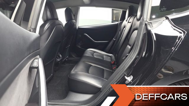 Tesla MODEL 3 Long Range AWD купить на сайте DeffCars